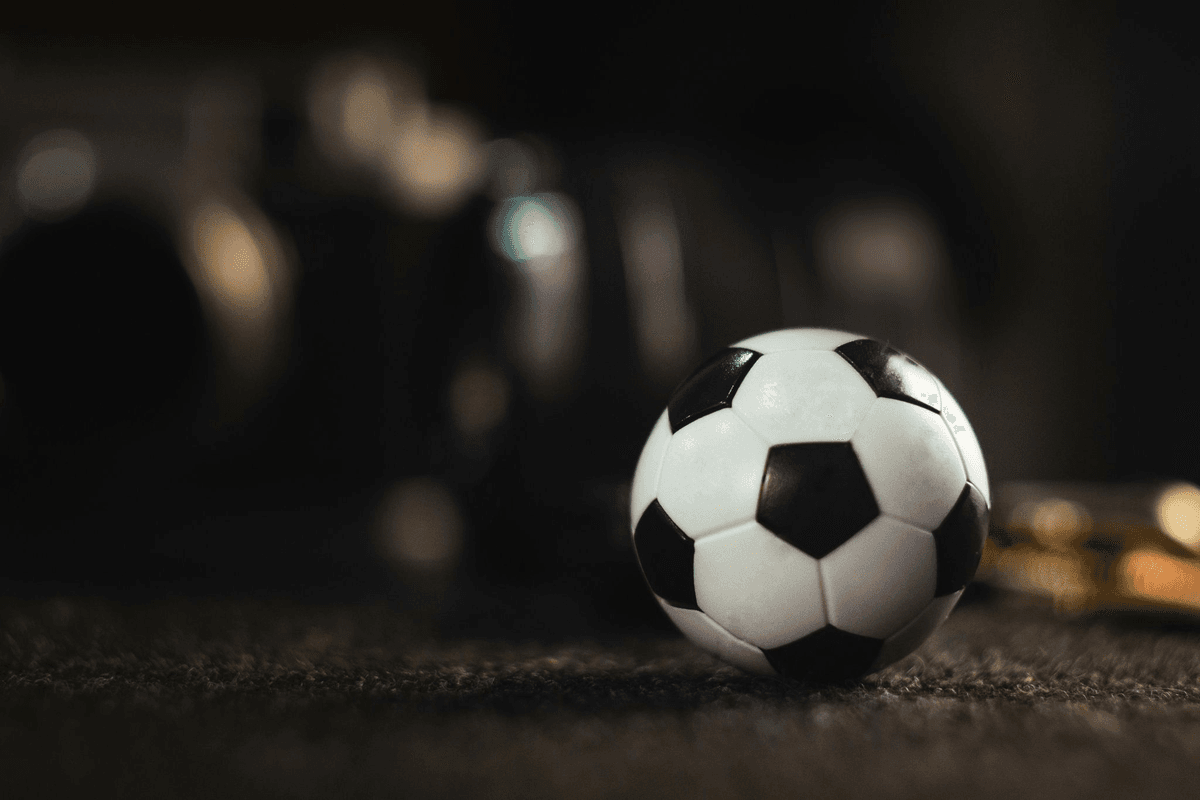 Realistic Predictions versus Cheap Marketing True Accuracy